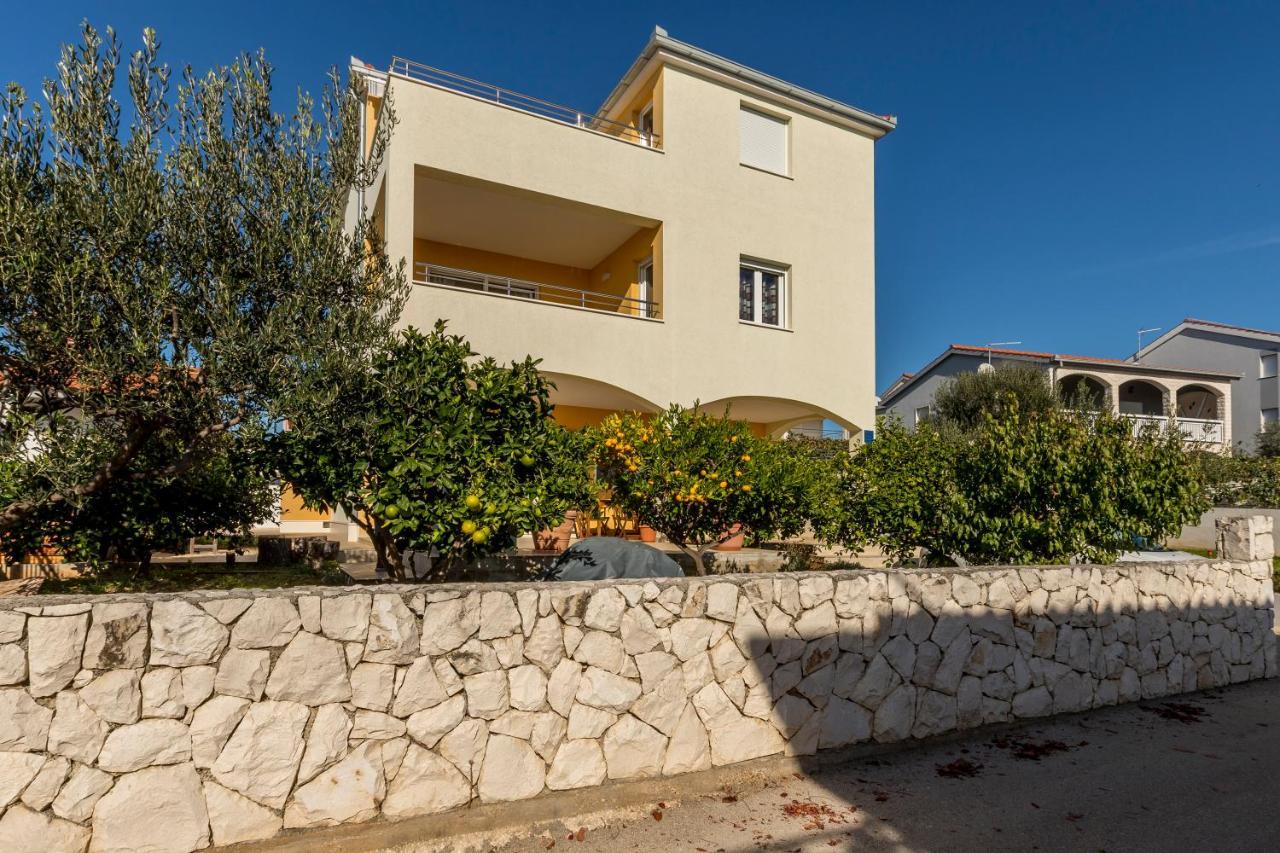 Apart Sa Terasom 250M Od Plaze,Parking,Wi Fi,Rostilj Trogir Buitenkant foto