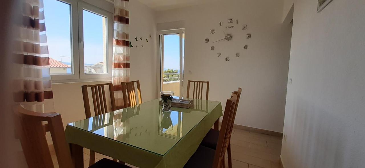 Apart Sa Terasom 250M Od Plaze,Parking,Wi Fi,Rostilj Trogir Buitenkant foto