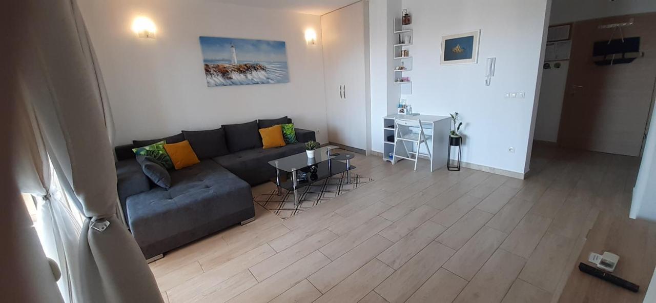 Apart Sa Terasom 250M Od Plaze,Parking,Wi Fi,Rostilj Trogir Buitenkant foto