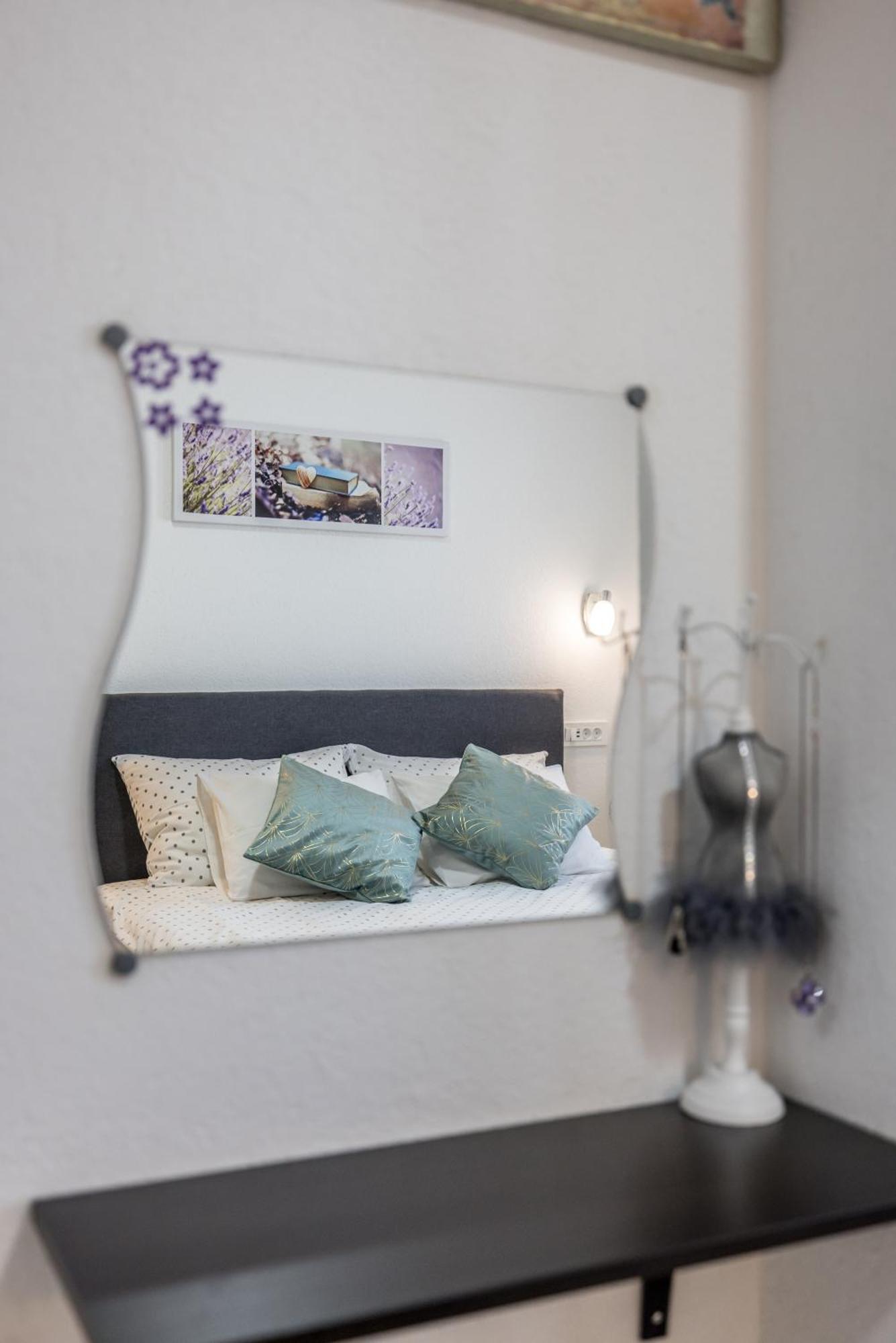 Apart Sa Terasom 250M Od Plaze,Parking,Wi Fi,Rostilj Trogir Buitenkant foto