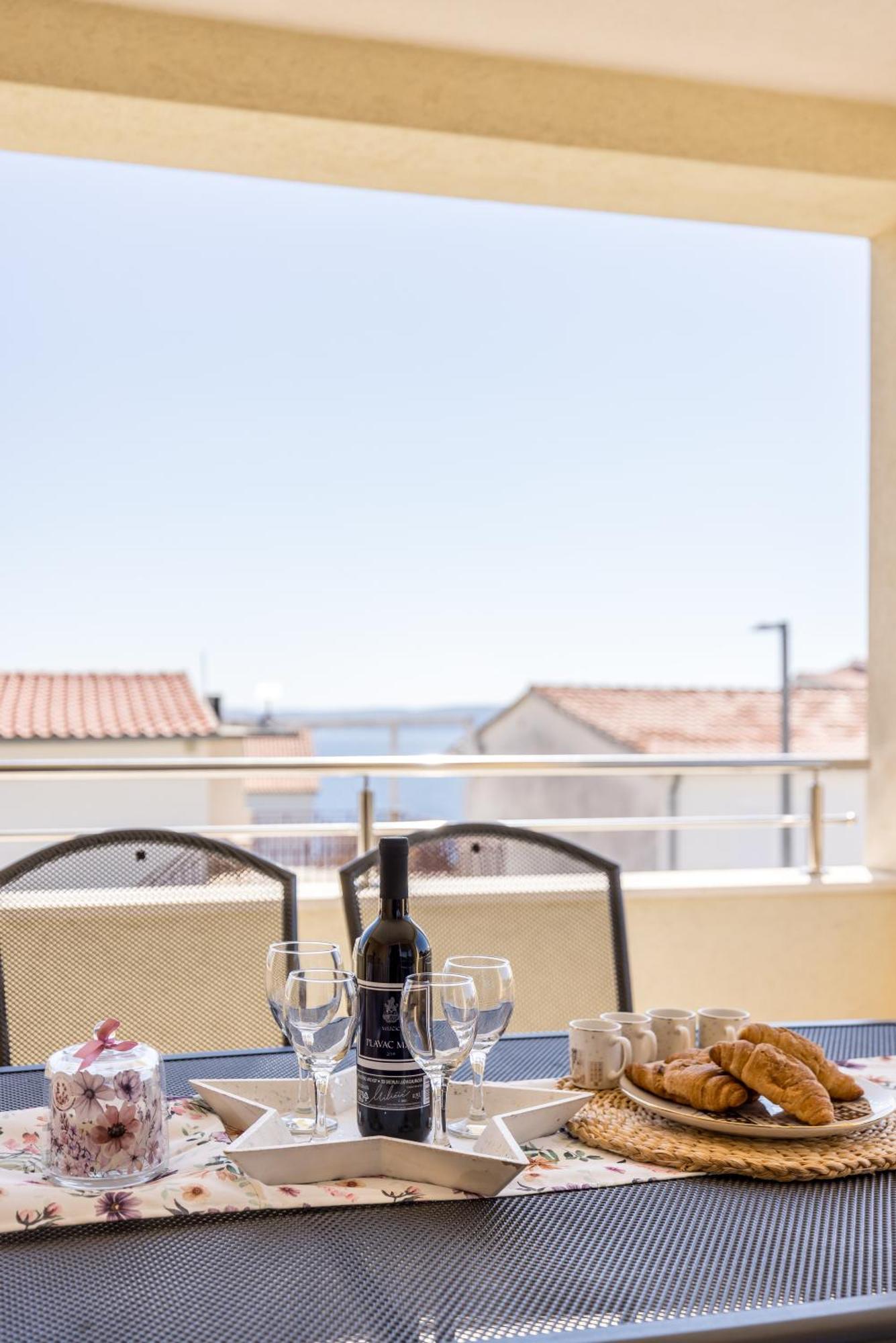 Apart Sa Terasom 250M Od Plaze,Parking,Wi Fi,Rostilj Trogir Buitenkant foto